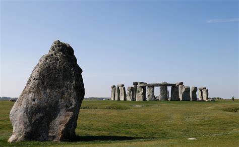 Stonehenge Major Neolithic Monument Discovered At Durrington Walls