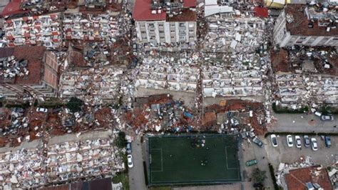 Dünyanın en ölümcül depremleri İkisi Türkiyede yaşandı