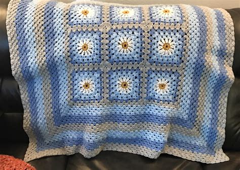 Daisy Granny Square Blanket R Crochet