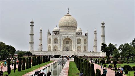 दुनिया के सात अजूबे के नाम और फोटो 7 Wonders Of The World Names In Hindi