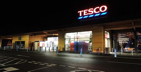 Calne Past And Present Tesco Superstore Opens In Calne