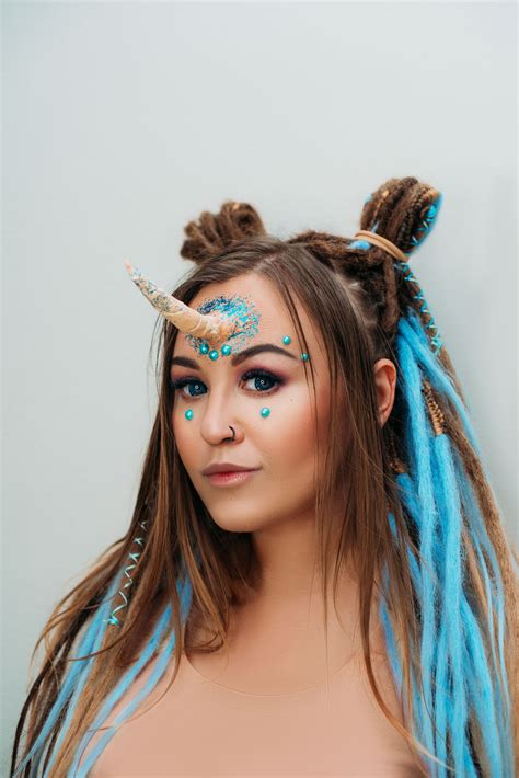 Unicorn Style Girl Dread Hairstyle For Womwn Haloween Look Dead Unicorn