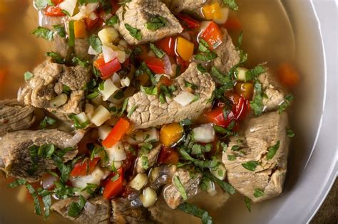 Chilly nights call for warm and comforting healthy tomato cabbage soup. You Won't Believe How Easy This Homemade Corned Beef & Cabbage Soup Is! | Recipe Station