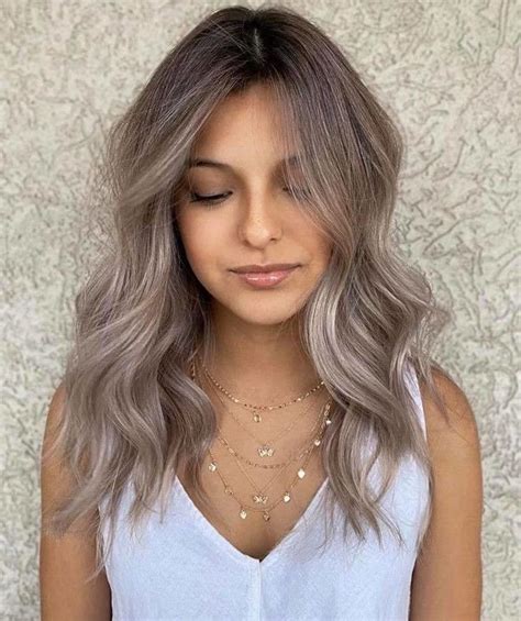 The Prettiest Cool Toned Hair Color Ideas For Fall To Try Now Ash