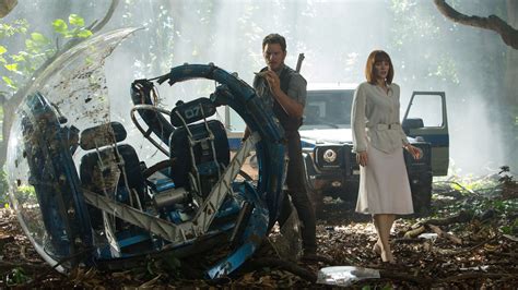 Jurassic World Sequel Reveals Its Title And Throwback Tagline