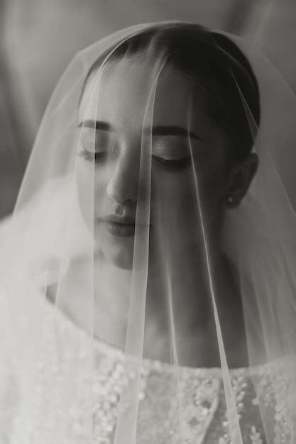 Premium Photo Artistic Portrait Of A Beautiful Bride With Wedding