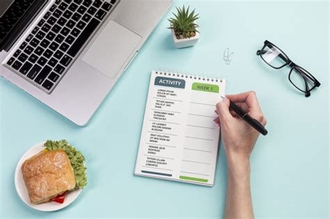 Get some free views ig style! Top view individual checking daily tasks | Free PSD File