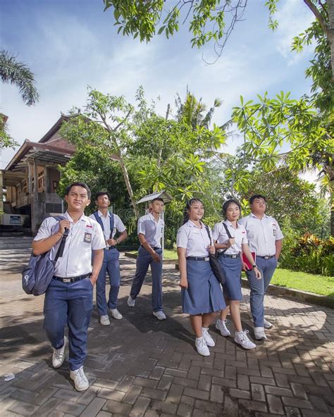 Indonesian Senior High School Students Denpasar 23 December 2019