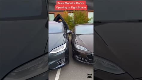 Tesla Model X Doors Opening In Tight Space Youtube
