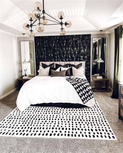 21 Beautiful Black And White Bedroom Ideas