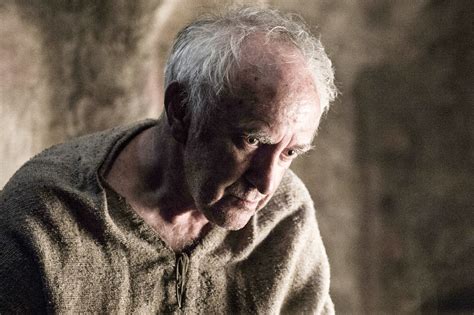 New Game Of Thrones Images Tease Blind Arya Stark Stoic Daenerys In