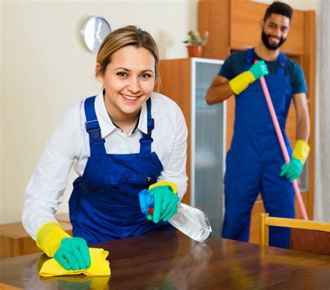 After five losing seasons, the owner cleaned house, firing the team's general manager and the entire coaching staff. How to Determine a Cleaning Fee for a House That Has Been ...