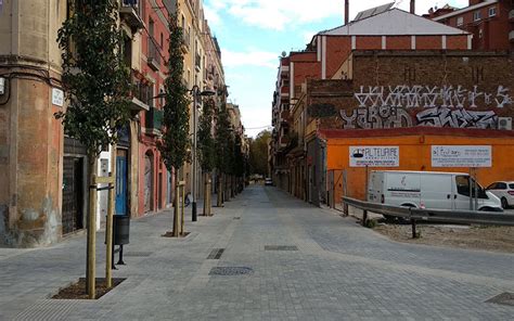 Simple Science: How to Make a Volcano with Kids