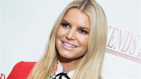 Jessica Simpson Celebrates Turning 40 By Showing Us How Much Weight She