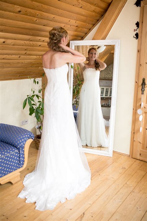 Llll➤ vintage brautkleider ✓ vintage hochzeitskleider für den großen auftritt der braut. Second Hand Brautkleid | Grö. 38 | A-Linie | Marke: Küss ...