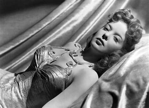 Your Retro Guy Ida Lupino Early Glamor Queen Original Sin 65 Life Hacks Live Your Legend