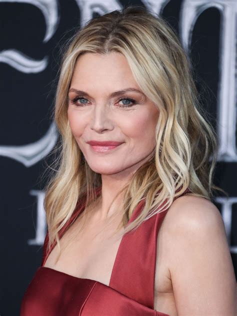 Michelle Pfeiffer “maleficent Mistress Of Evil” Premiere In La