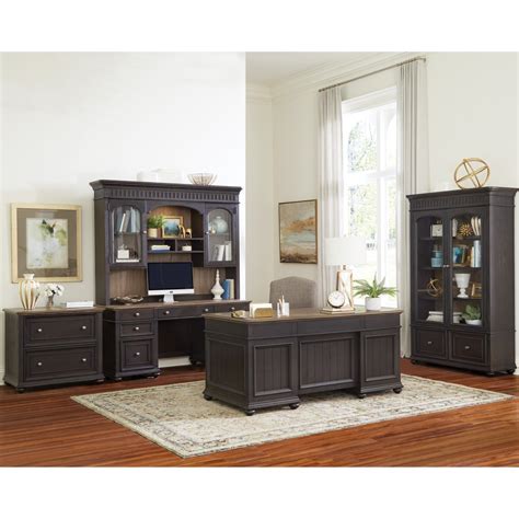 Riverside Furniture Regency 643336 Traditional Kneehole Credenza And