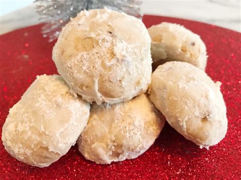 Chopped, pitted dates, 1 c. Easiest Mexican Christmas Cookies (Almond Wedding) Recipe
