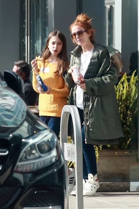 isla fisher steps out to run a few errands with her daughter in beverly