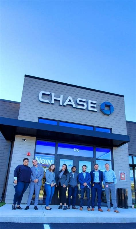 Chase Bank Opens First Branch In Metrowest