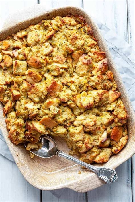 The Best Traditional Thanksgiving Classic Stuffing Recipe Foodtasia