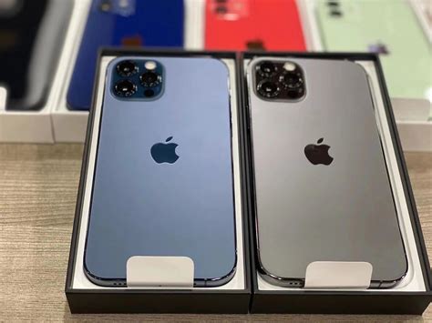 Da hat man echt die qual der wahl, auf jeden fall sollte da für jeden etwas dabei farben: Auspackzeremonie: Erste reale Eindrücke von iPhone 12 und ...
