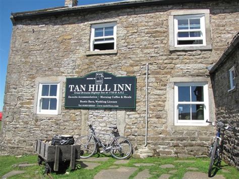 Tan Hill Inn Bar And Restaurant Swaledale Restaurant