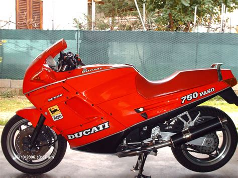 Ducati Paso 750 Moto Corsa