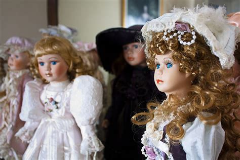 What Determines The Value Of Porcelain Dolls By Ilya Kushnirskiy