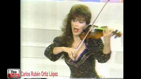 Olga Breeskin Macumba Violín 5to Aniversario De Súper Sabados Puerto Rico 1989 Youtube