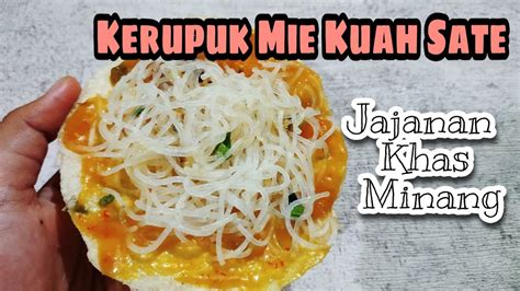 Kamu juga bisa membuat sendiri di rumah dan menghidangkannya malam ini. RESEP KERUPUK KUAH MIE Khas Padang - YouTube