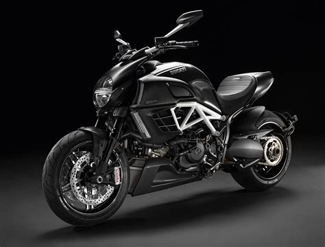 Ducati diavel amg special at the charlotte, nc international motorcycle show. Ducati Diavel AMG Special Edition | Visordown