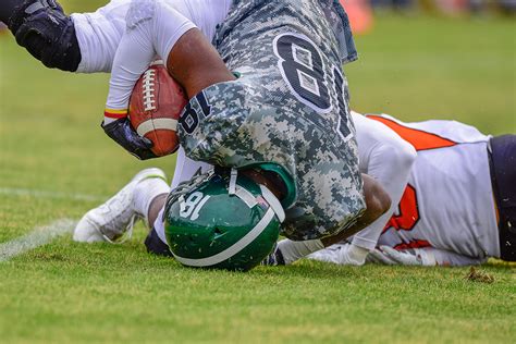 How Football Raises The Risk For Chronic Traumatic Encephalopathy National Institutes Of