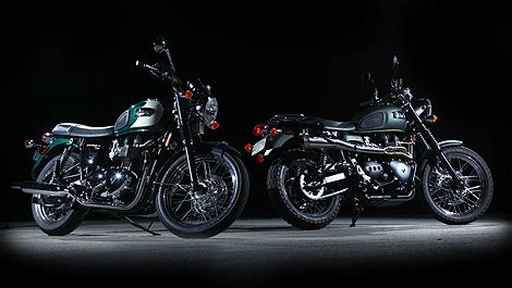 What it is, in reality, is a 900cc version of the bonneville t120 that was launched last year, or a t120 with a street twin. 2010 Triumph Bonneville Review