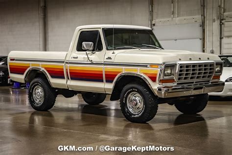 1979 Ford F 150 Custom Brings Out Free Wheeling Vintage Goodies At A