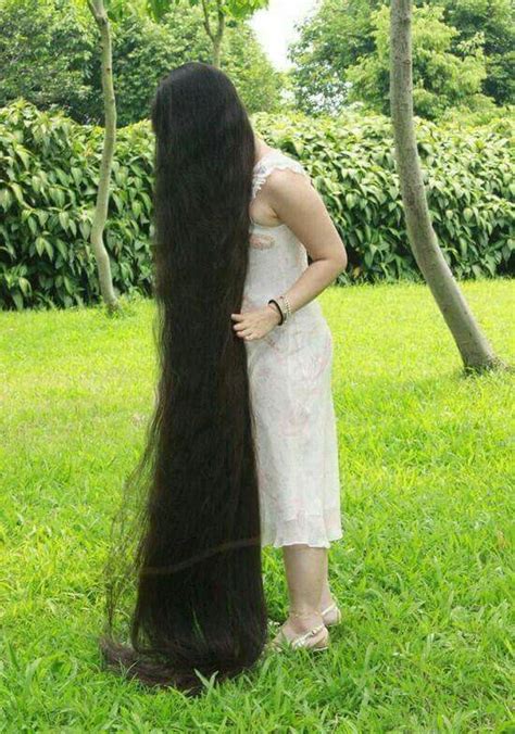 Floor Length Hair Long Hair Women Very Long Hair Long Hair Styles