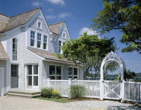 19th Century Cottage Renovated In American Shingle Style House Digsdigs