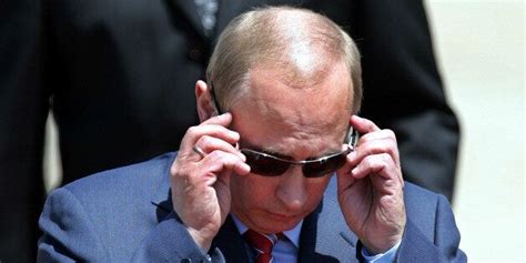Kremlin Continues To Deny Rumors Of Putin Disappearance Huffpost The World Post