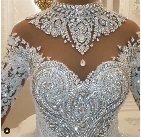 Luxury Dubai Crystal Rhinestone Wedding Dresses Lace Appliques Full Sl