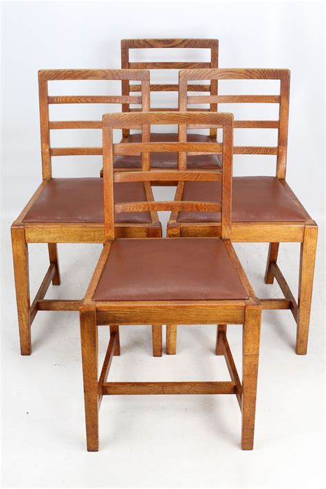 Set of 4 Oak Dining Chairs Manner of Heals