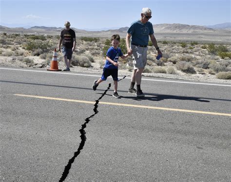 Usa Trzęsienie Ziemi W Kalifornii 2019 ZdjĘcia Wideo Najsilniejsze