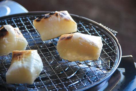 Japanese Cooking 101 Mochi