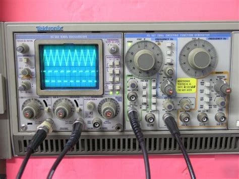 This manual for tektronix sc 502, given in the pdf format, is available for free online viewing and download without logging on. Tektronix FG507 sweep/function generator plug-in.