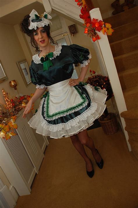 felicity maid my sissy maid role model tumbex