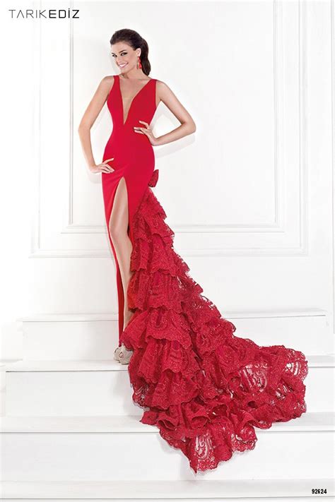 Sexy Red Sheath 2017 Evening Dresses With Removable Train Red V Neck Floor Length Backless Prom