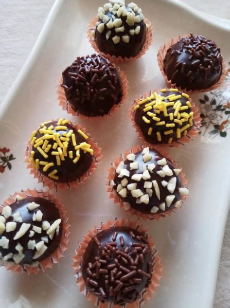 Tampilkan sedikit kelainan di hari raya ini dengan menyediakan kuih & biskut raya anda sendiri. Kuih Raya Paling Mudah Nak Buat Dan Sedap Tanpa ...