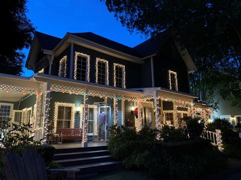 Gilmore Girls Fans Can Visit The Real Life Stars Hollow Set This