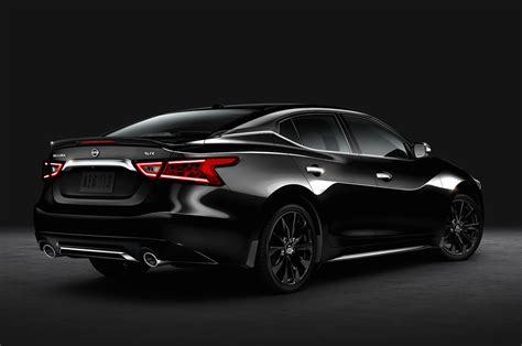2016 Nissan Maxima Sr Gets Blacked Out With Midnight Package