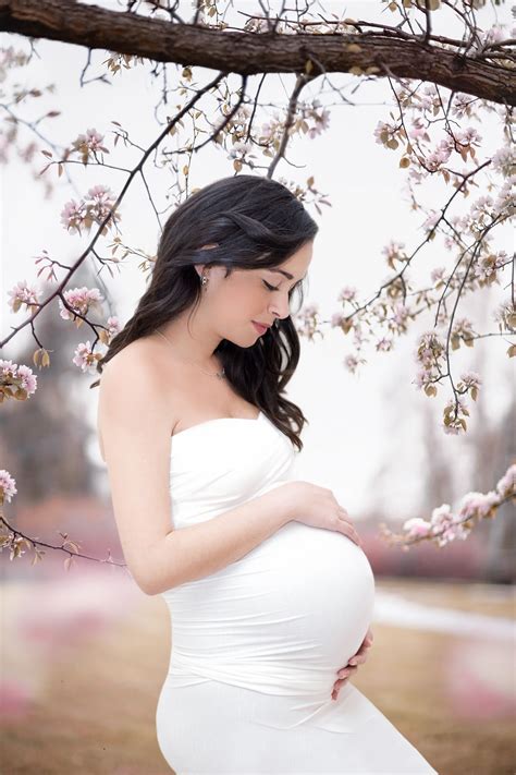 Pin On Stunning Maternity Photoshoot
